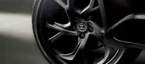 Toyota CH-R Mode-Nero Safety Plus III - Foto