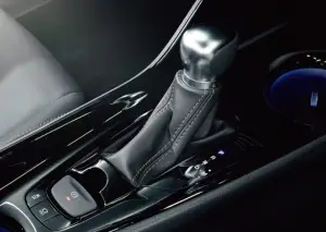 Toyota CH-R Mode-Nero Safety Plus III - Foto