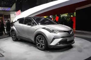 Toyota CH-R - Salone di Ginevra 2016 - 7