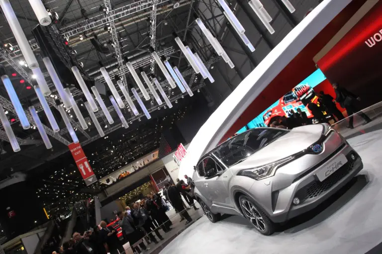 Toyota CH-R - Salone di Ginevra 2016 - 8