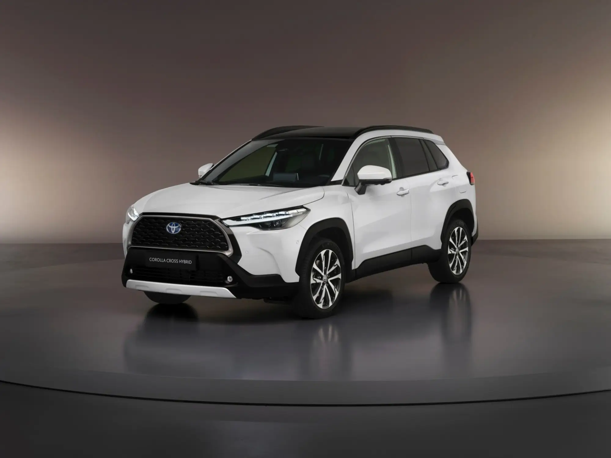 Toyota Corolla Cross 2022 - Foto ufficiali - 2
