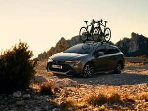 Toyota Corolla GR Sport e Trek - foto anteprima 