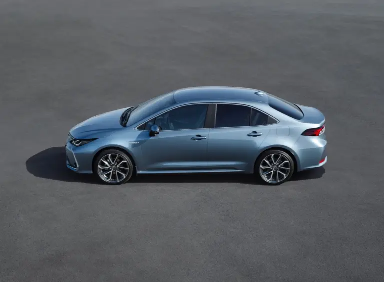 Toyota Corolla Sedan - Foto ufficiali - 2