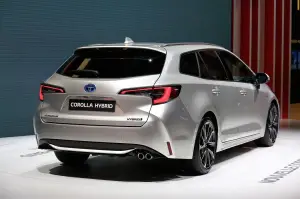 Toyota Corolla Touring Sports - Salone di Parigi 2018