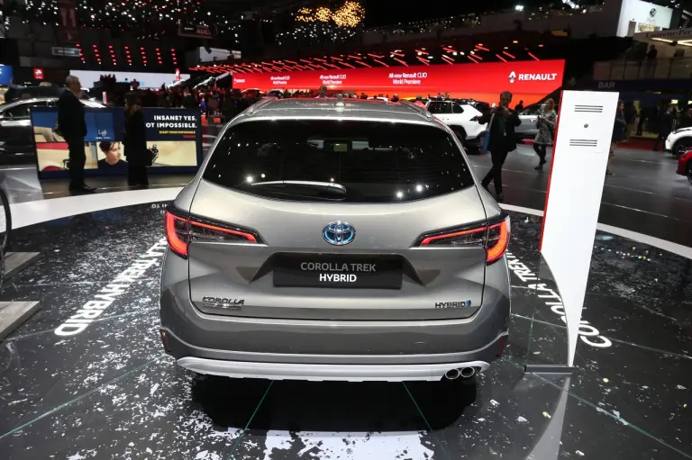 Toyota Corolla Trek - Salone di Ginevra 2019 - 8