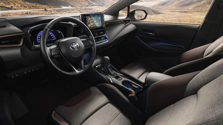 Toyota Corolla Trek - 3