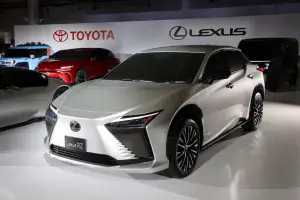 Toyota e Lexus - Elettrificazione 2030