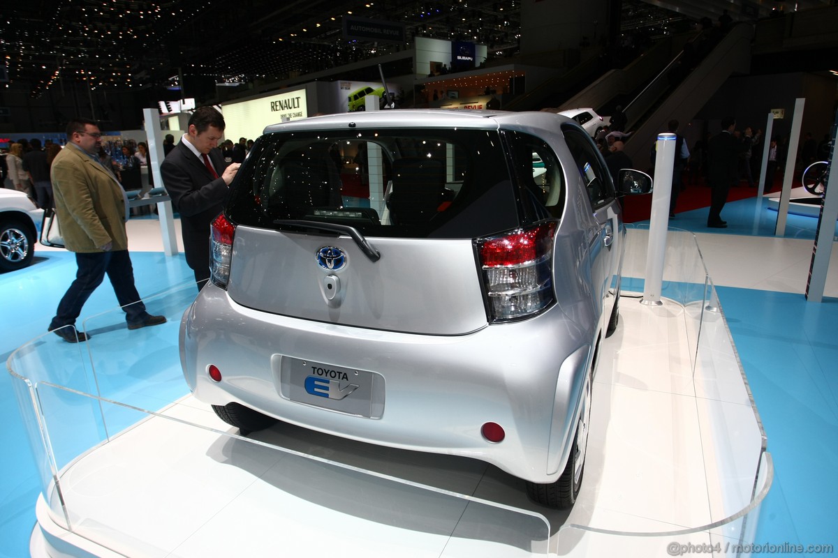 Toyota EV Ginevra 2011