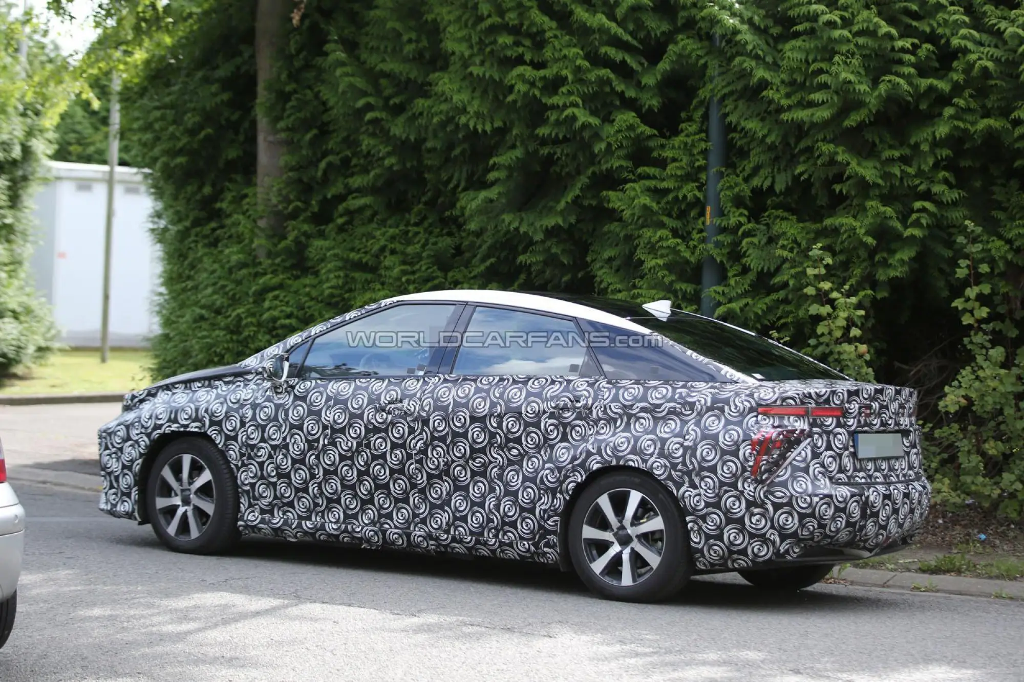 Toyota FCV 2015 - foto spia - 6