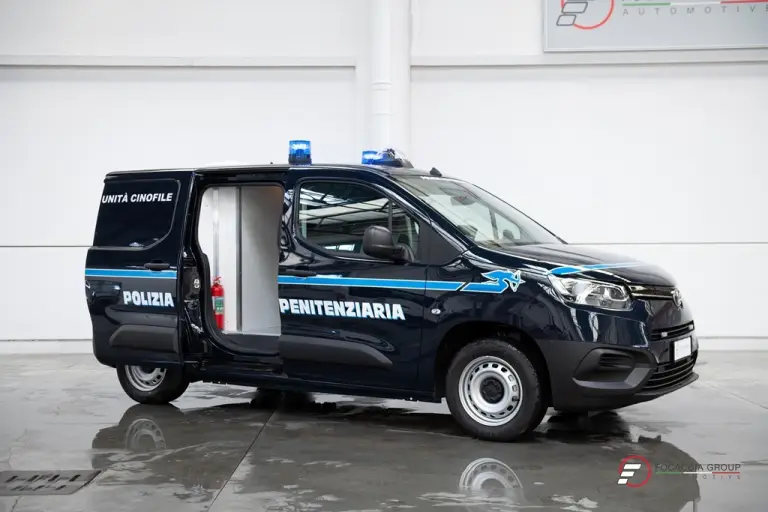 Toyota - Flotta Polizia - 1