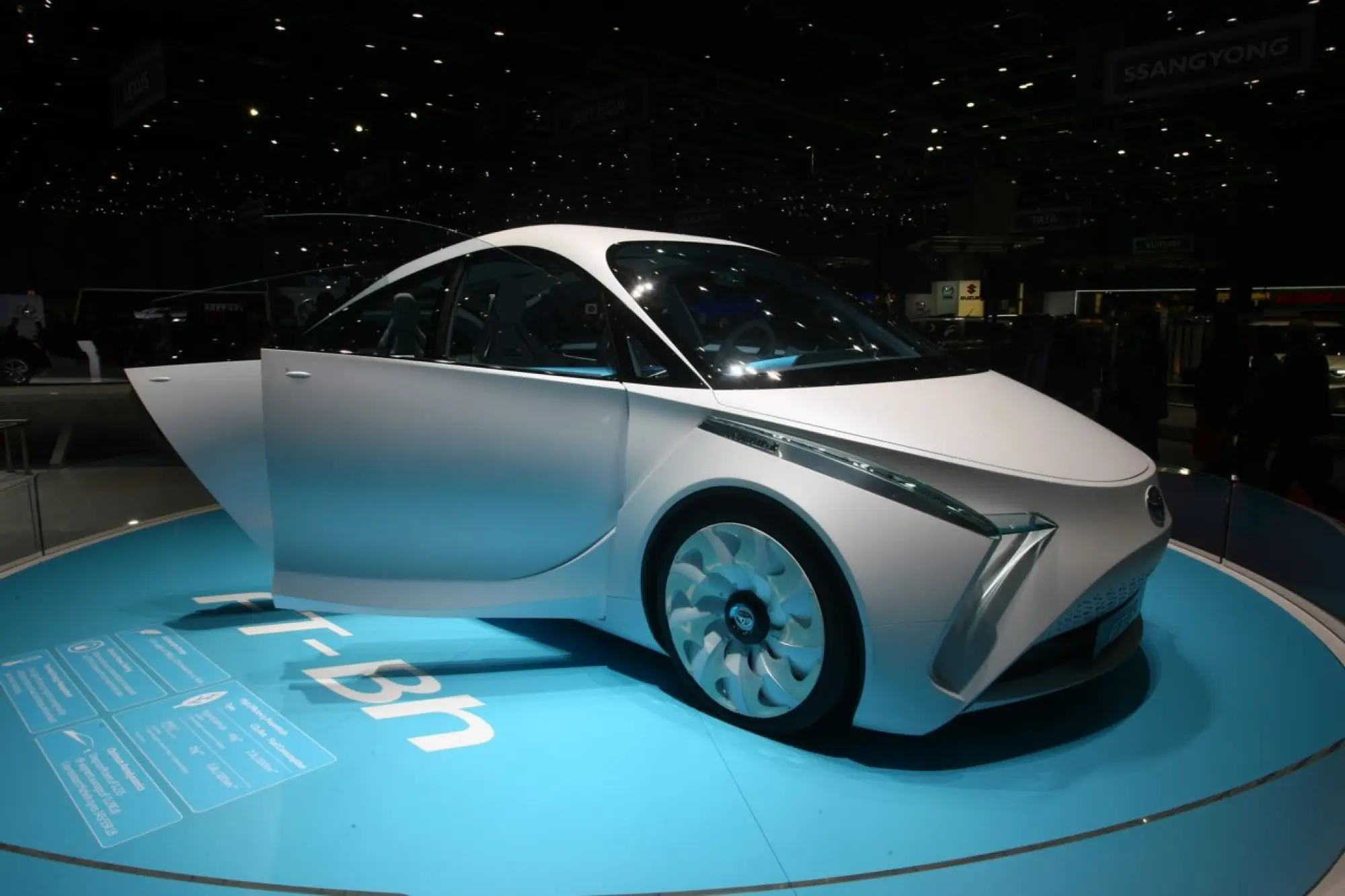 Toyota FT-Bh - 19