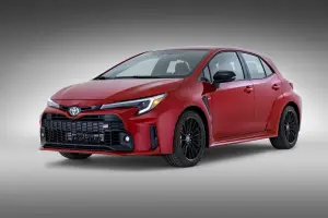 Toyota GR Corolla - Foto - 37