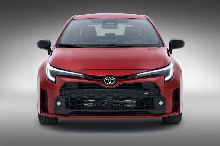 Toyota GR Corolla - Foto - 34