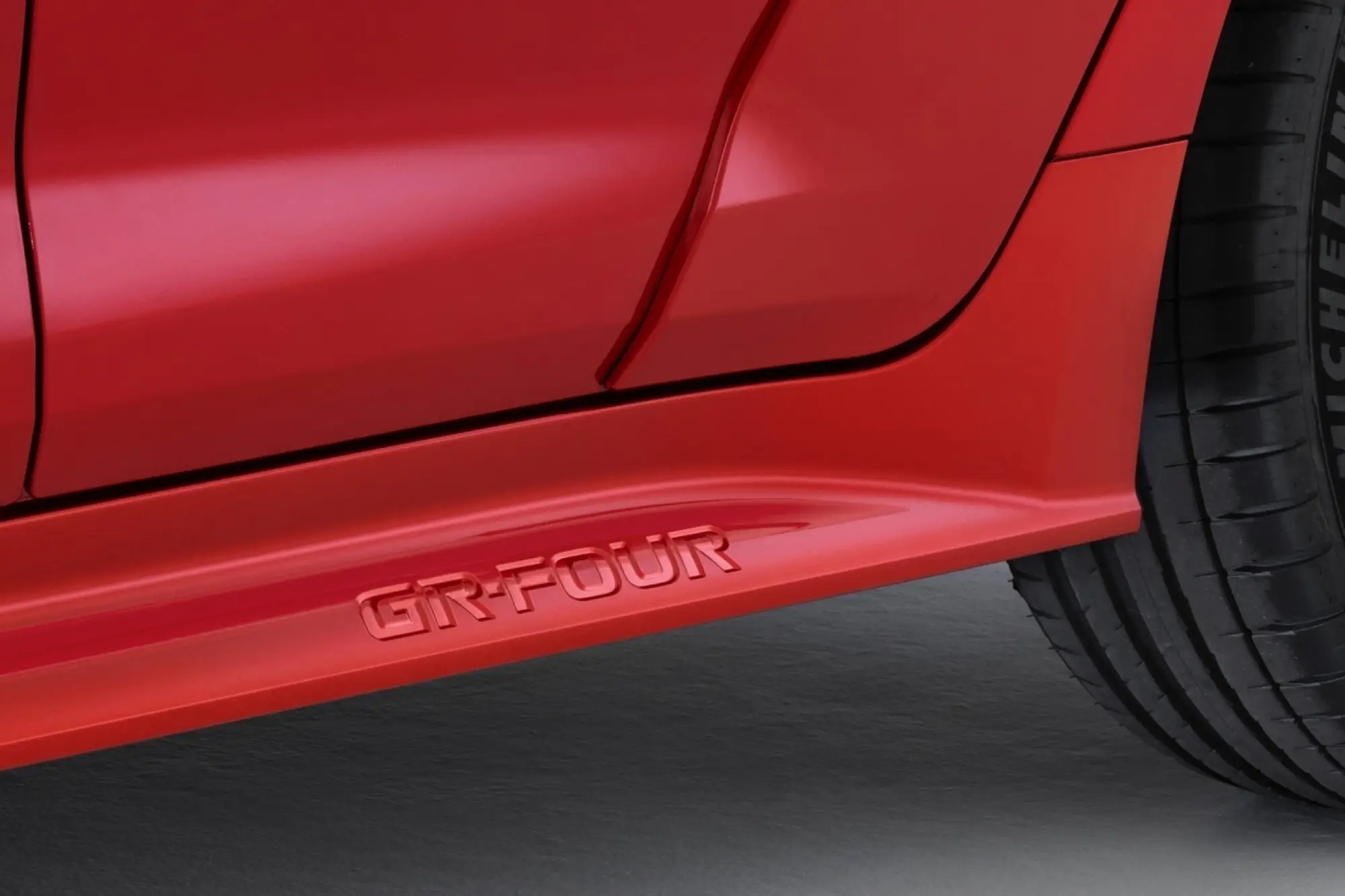 Toyota GR Corolla - Foto - 16