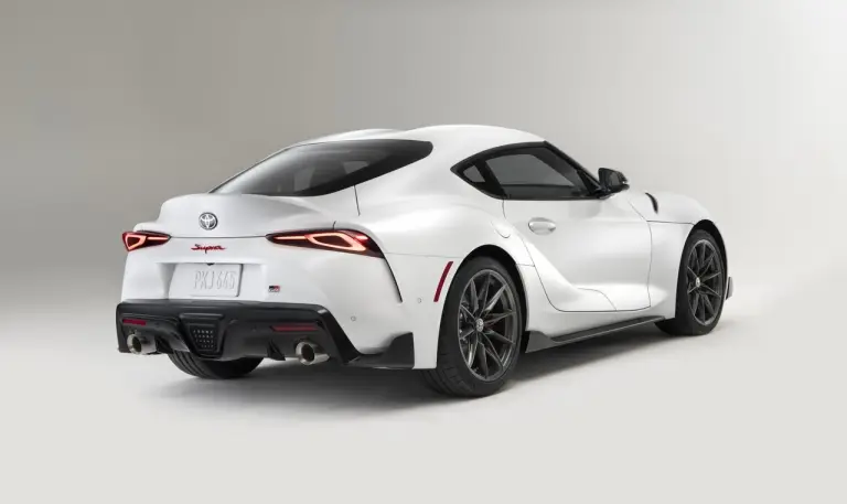 Toyota GR Supra 2023 - Foto - 9