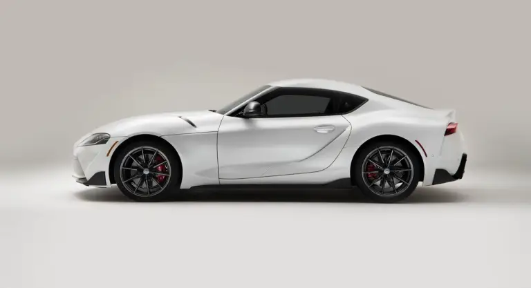 Toyota GR Supra 2023 - Foto - 16