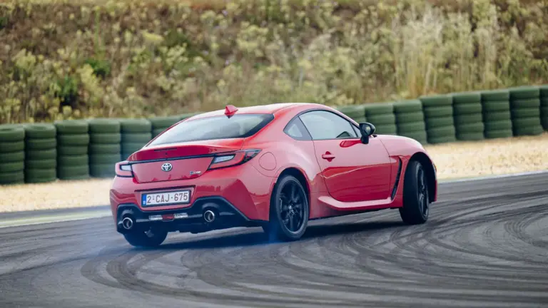 Toyota GR86 2022 - prova in pista - 12
