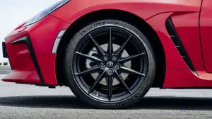 Toyota GR86 2022 - prova in pista