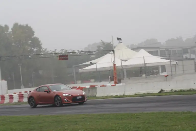 Toyota Gt86: prova su strada - 35