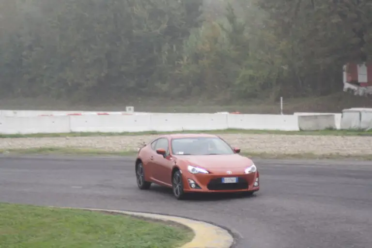 Toyota Gt86: prova su strada - 51