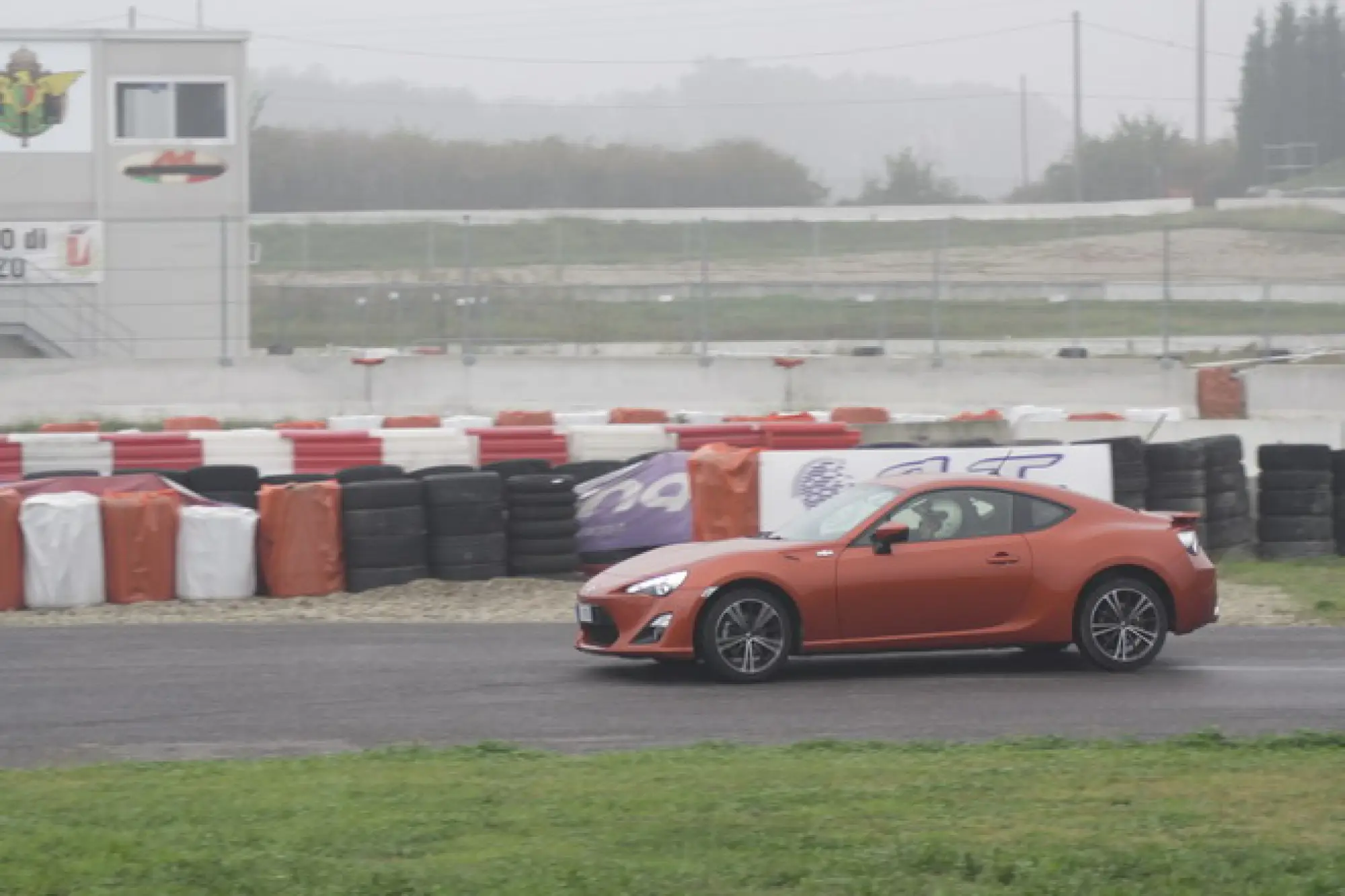 Toyota Gt86: prova su strada - 56