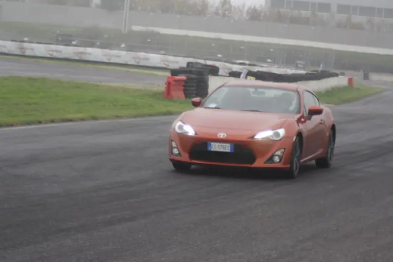 Toyota Gt86: prova su strada - 90