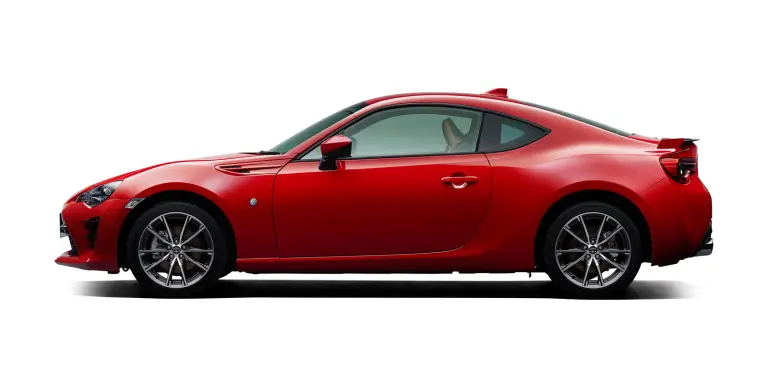Toyota GT86 (restyling 2017) - 35