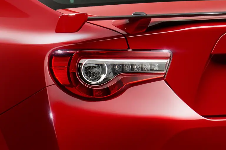 Toyota GT86 (restyling 2017) - 37