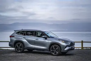 Toyota Highlander 2021