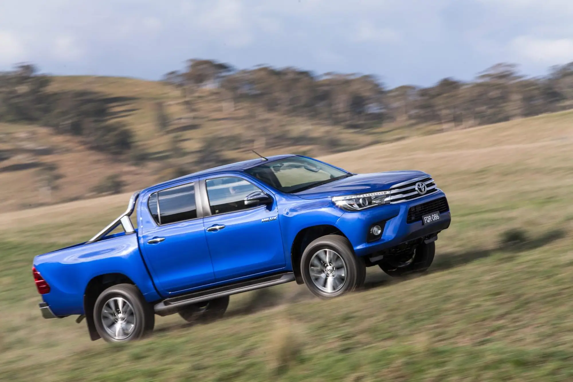 Toyota Hilux 2016 - 21