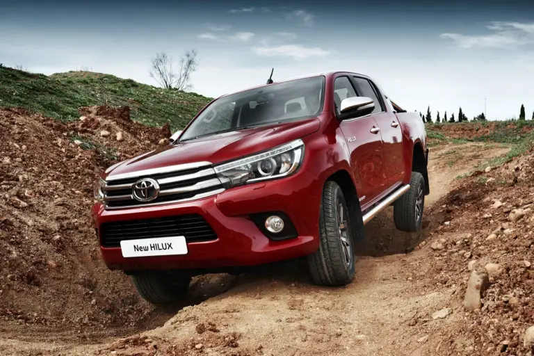 Toyota Hilux - 5