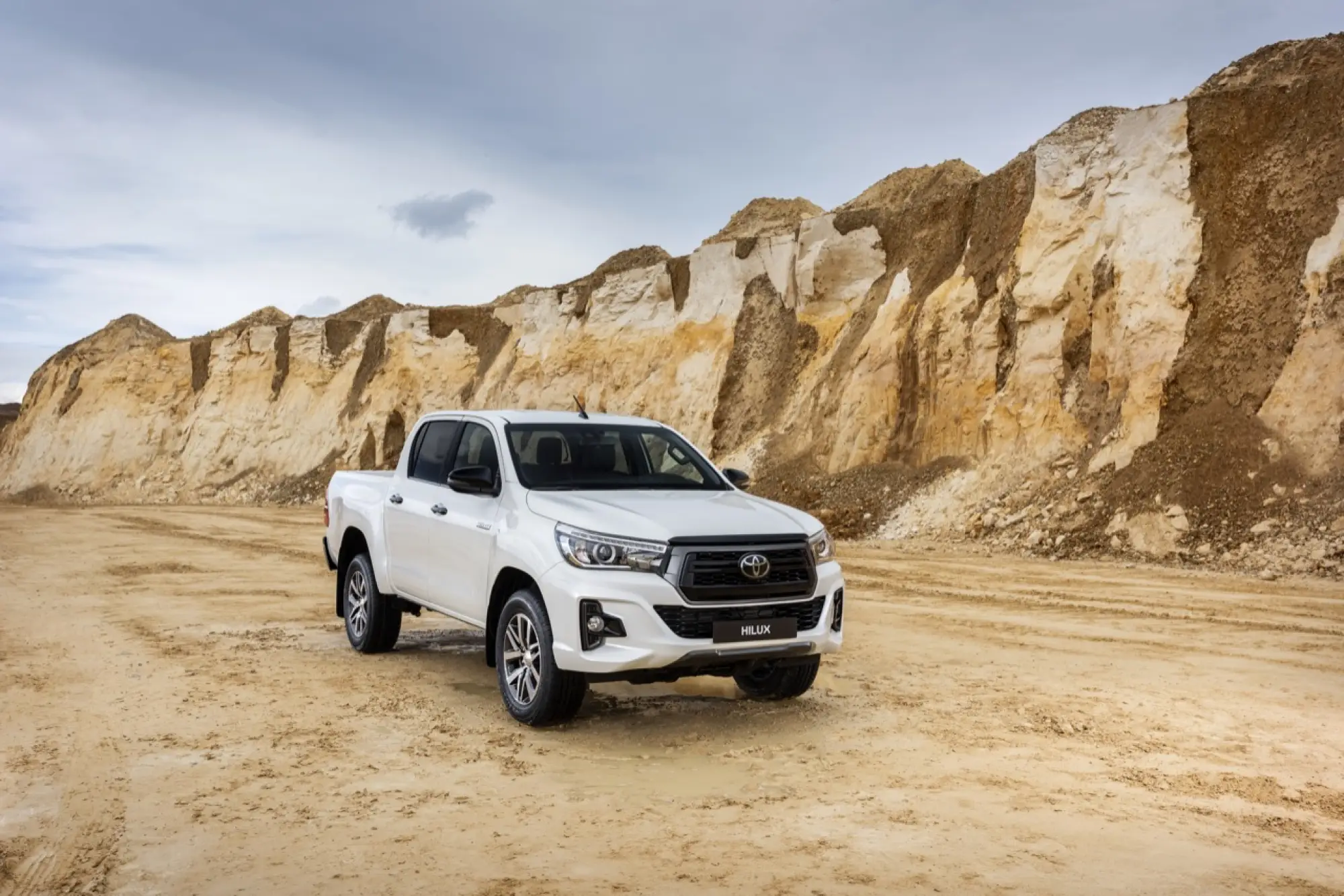 Toyota Hilux 2019 - 26