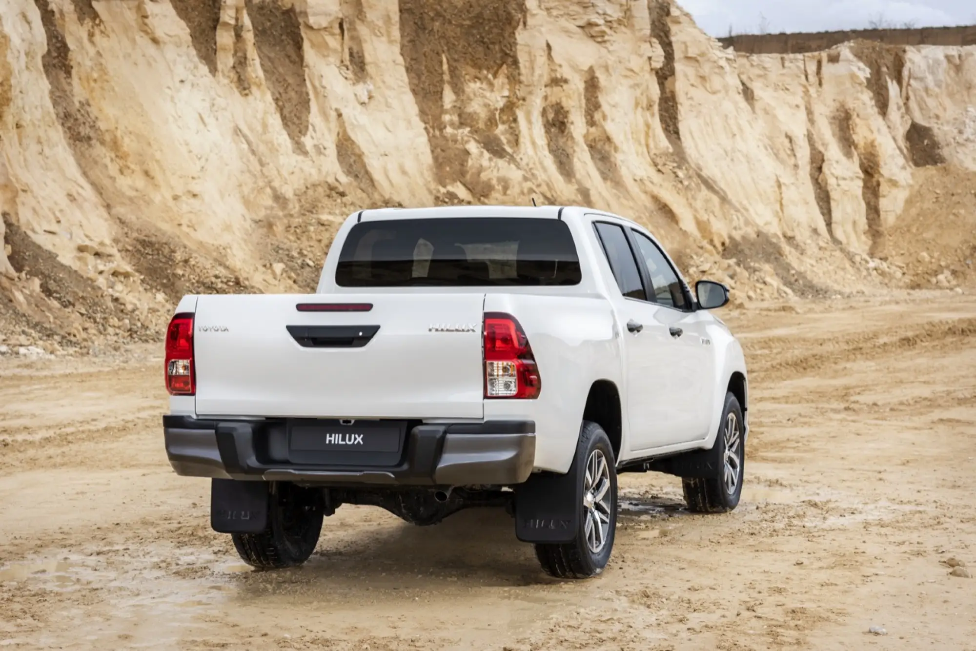 Toyota Hilux 2019 - 31