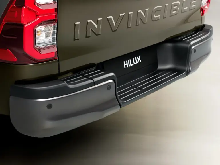 Toyota Hilux 2020 - Foto ufficiali - 8