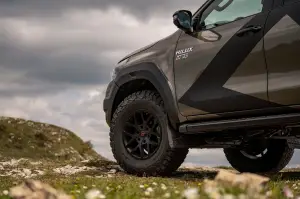 Toyota Hilux AT33 - Foto - 24