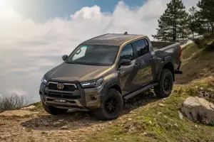Toyota Hilux AT33 - Foto - 7