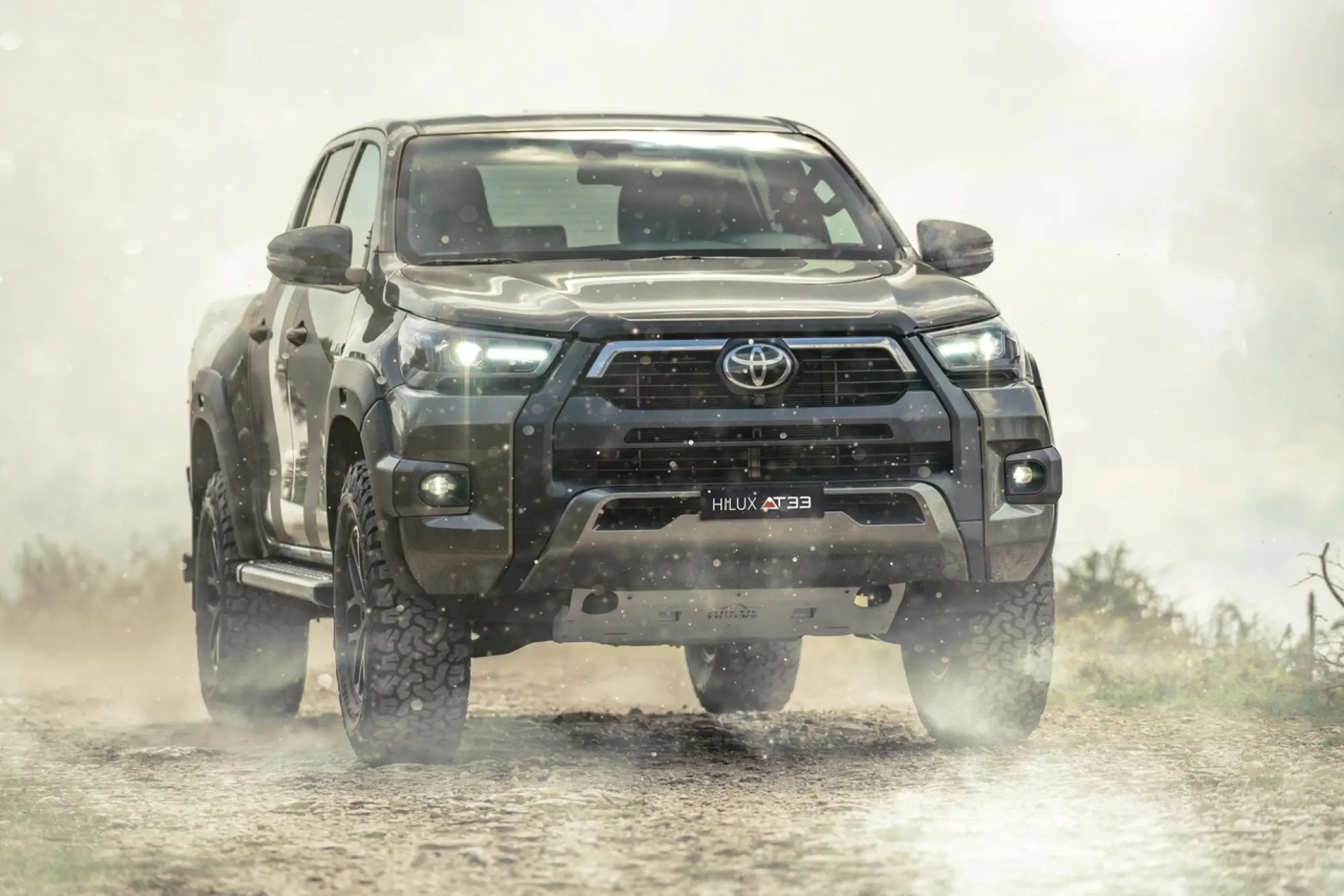 Toyota Hilux AT33 - Foto - 22
