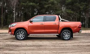 Toyota Hilux Executive+ - 8