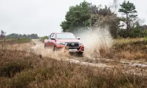 Toyota Hilux Executive+ - 17