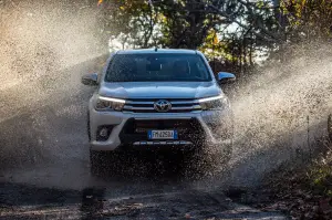 Toyota Hilux Invincible50