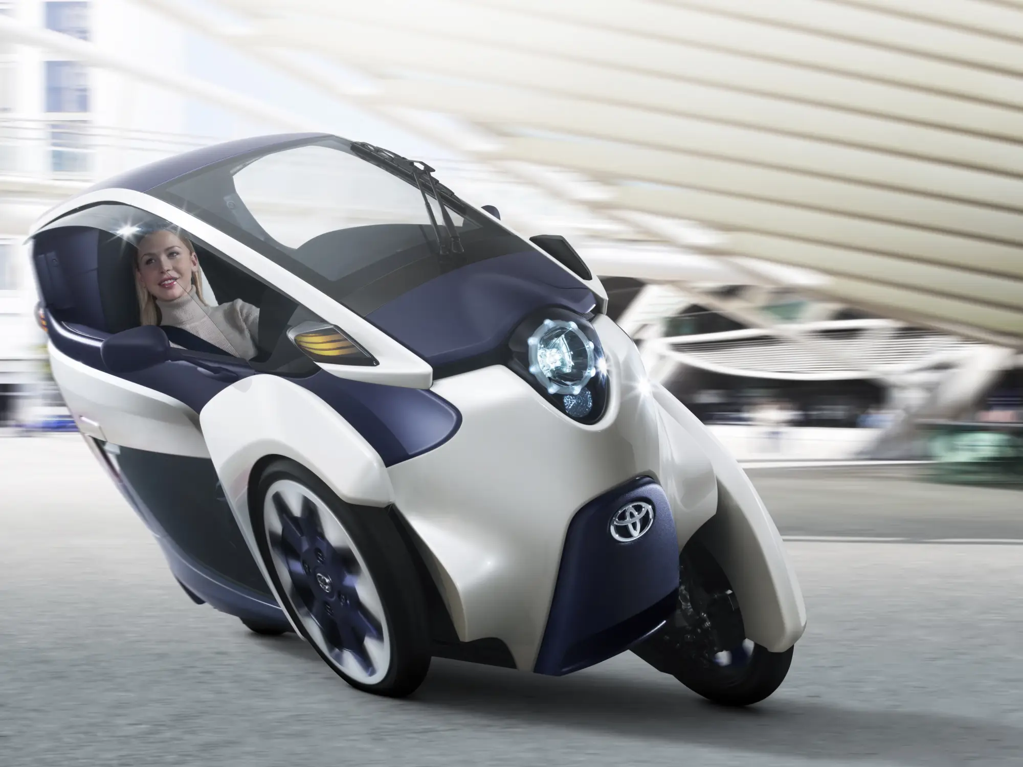 Toyota i-Road - 1