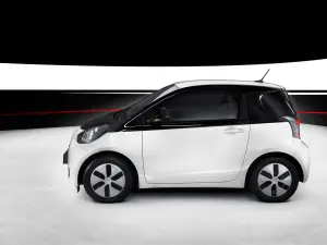 Toyota iQ EV ufficiale - 6