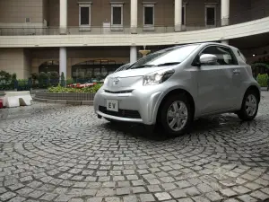 Toyota iQ EV