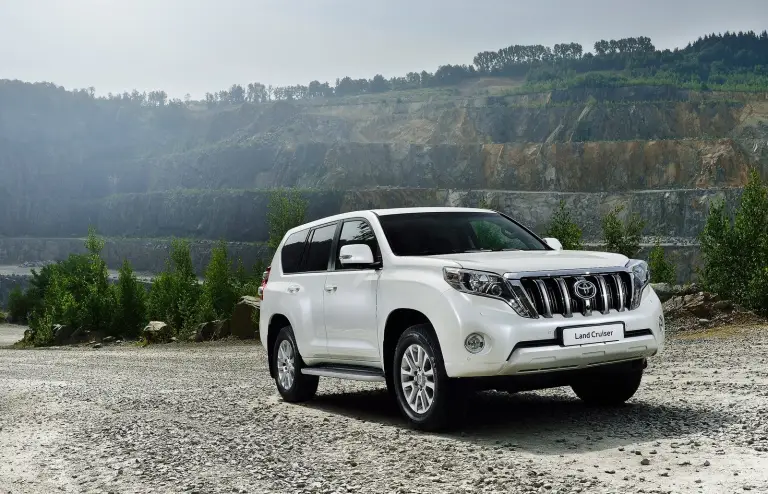Toyota Land Cruiser 2014 - 10