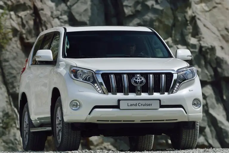 Toyota Land Cruiser 2014 - 11