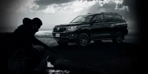 Toyota Land Cruiser Prado Matt Black - Foto - 11