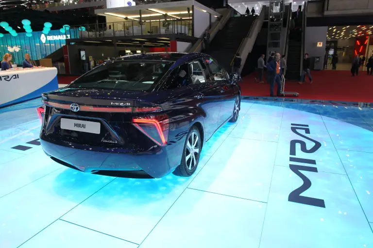 Toyota Mirai - Salone di Ginevra 2015 - 2