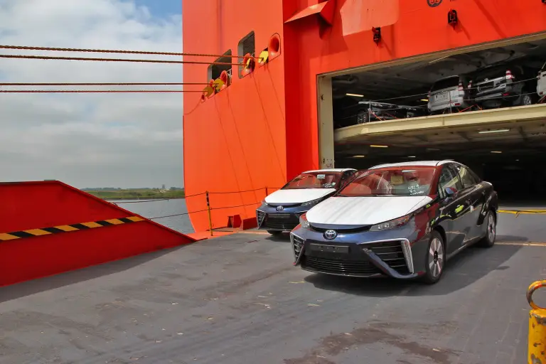 Toyota Mirai - Sbarco Europa - 10