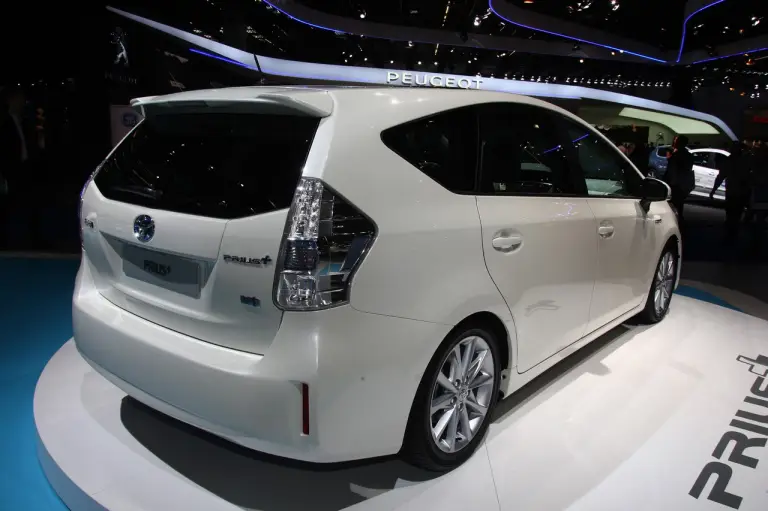 Toyota Prius + al Salone di Francoforte 2011 - 6