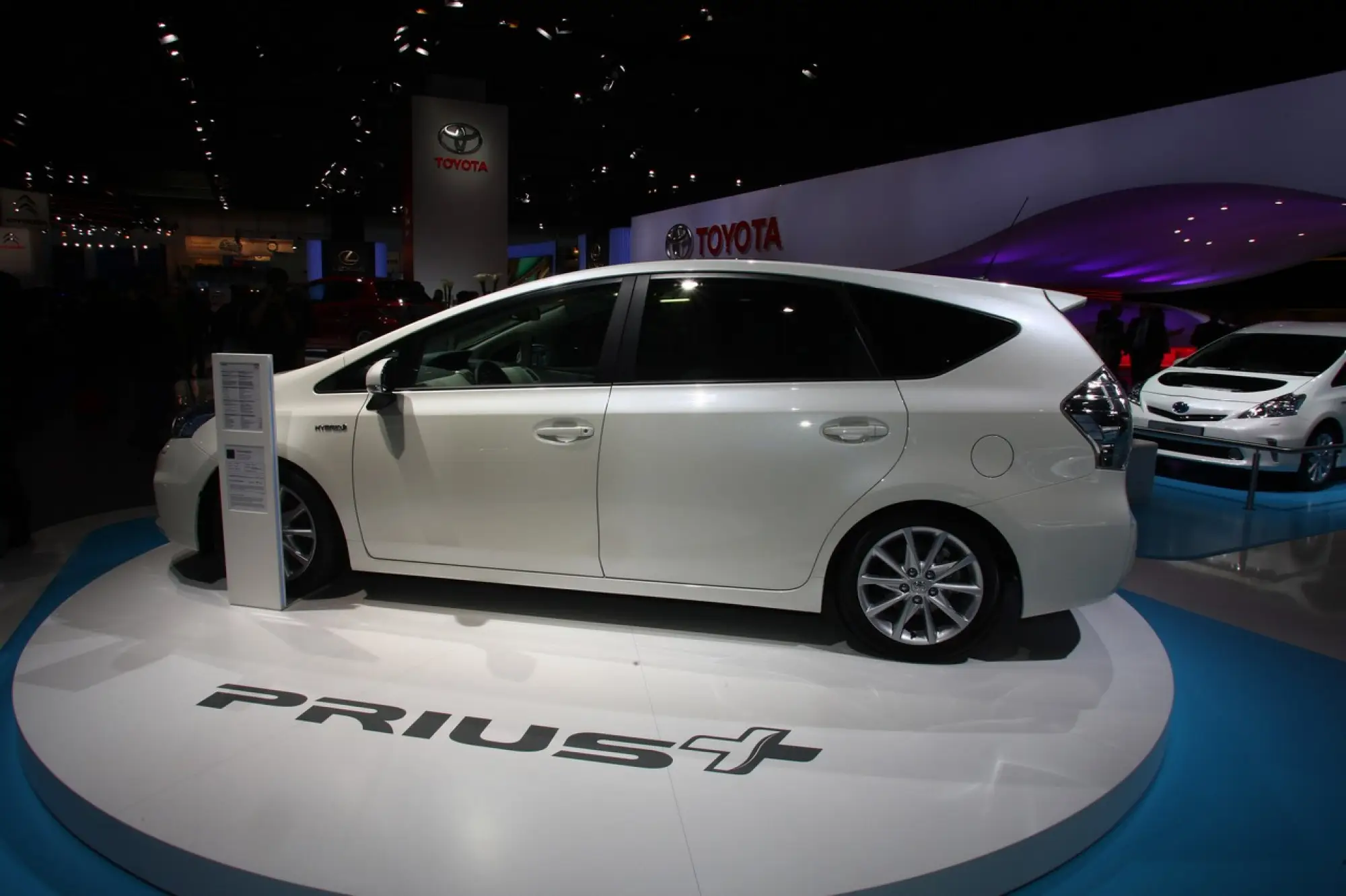 Toyota Prius + al Salone di Francoforte 2011 - 8